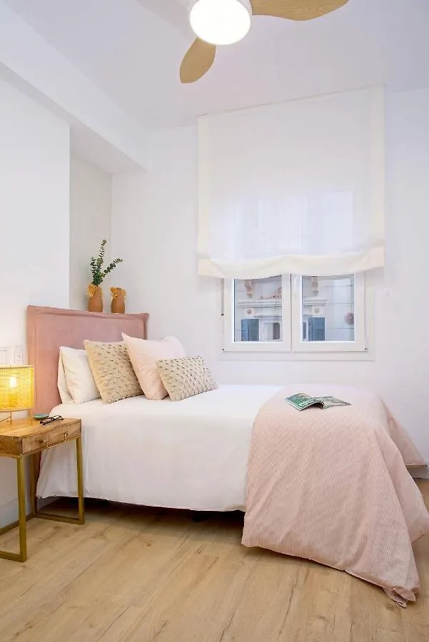 Genteel Home Teatro Soho مالقة شقة